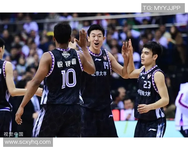 重庆篮球队技术变革引发热议探索新战术与球员发展之路